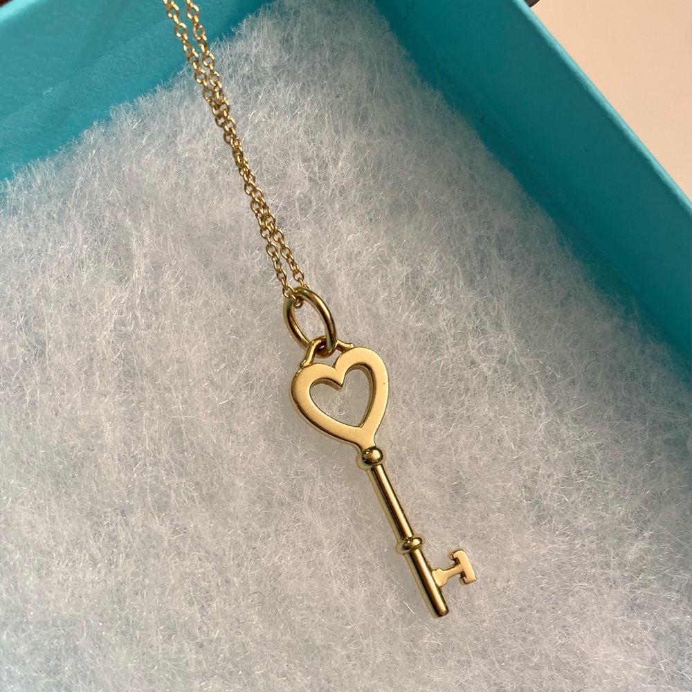 Tiffany gold key necklace